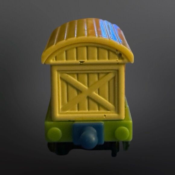 Learning Curve Chuggington Die-Cast Cally’s Box Car Die Cast Train B4 - Picture 7 of 8